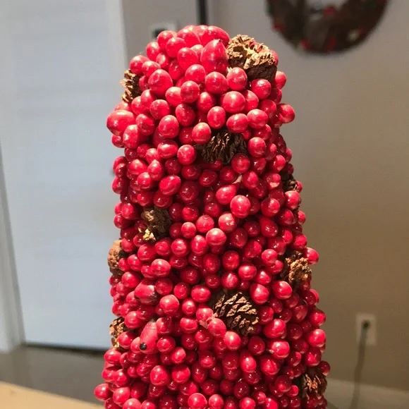 Beautiful table Christmas tree - Picture 3 of 4